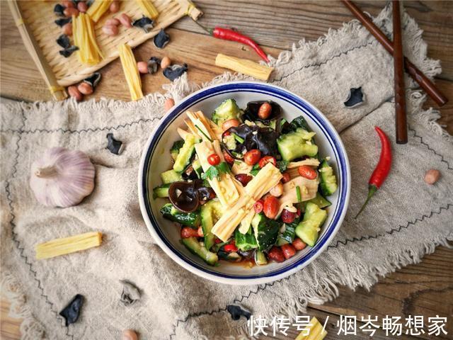 肌肤|它是天然“黄体酮”,女人常吃,肌肤像剥了壳的蛋,40岁也不显老