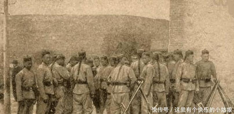 溥仪|为什么溥仪要退位, 明明有100万军队, 何不退守关外当皇帝呢!