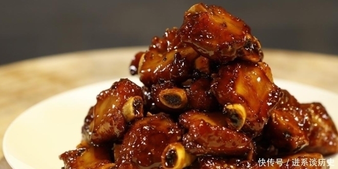 傻子|傻子买排骨时才专挑肉多的！肉贩：记住3点，轻松挑到好排骨