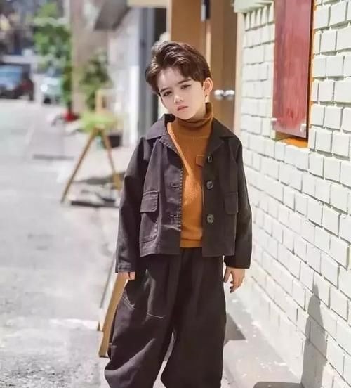 脸部|孩子长大颜值高不高?就看4个地方,你家娃有吗?