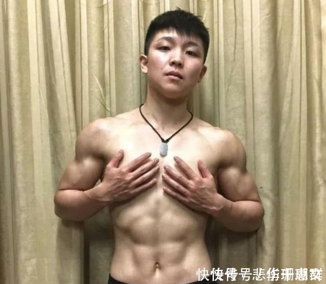 健身|中国最帅女健身教练,看这8块腹肌,男男女女分不清楚,太帅了