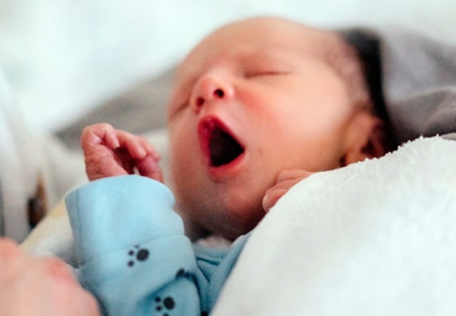 宝妈|宝宝睡醒后的三个“小举动”，说明大脑发育好，宝妈对照一下吧