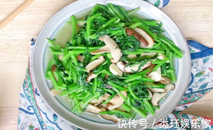 咳嗽“最怕”的解药找到了，每天炒一盘，养心安神，失眠也好了！