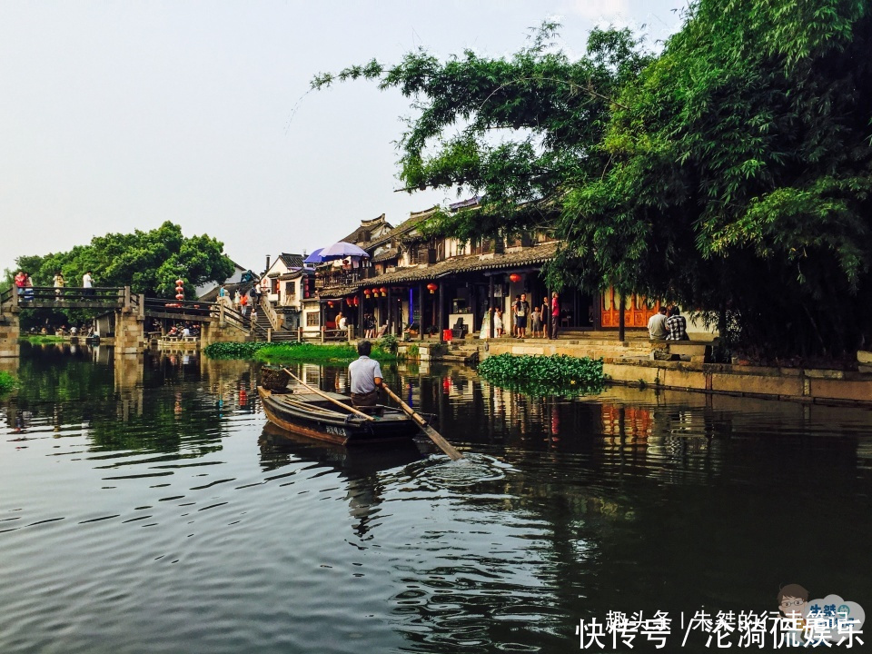 生活着的千年古镇 人们对其褒贬不一 有些人甚至表示去了不想再去