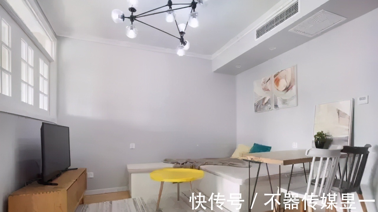 电视墙|老公不顾反对把客厅抬高45公分，结果多出一间房，太实用了！