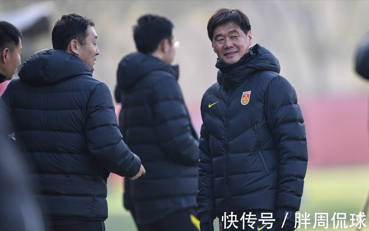 李霄鹏|国足第一克星执法李霄鹏首秀,贾西姆执法,国足一场平局都没拿过