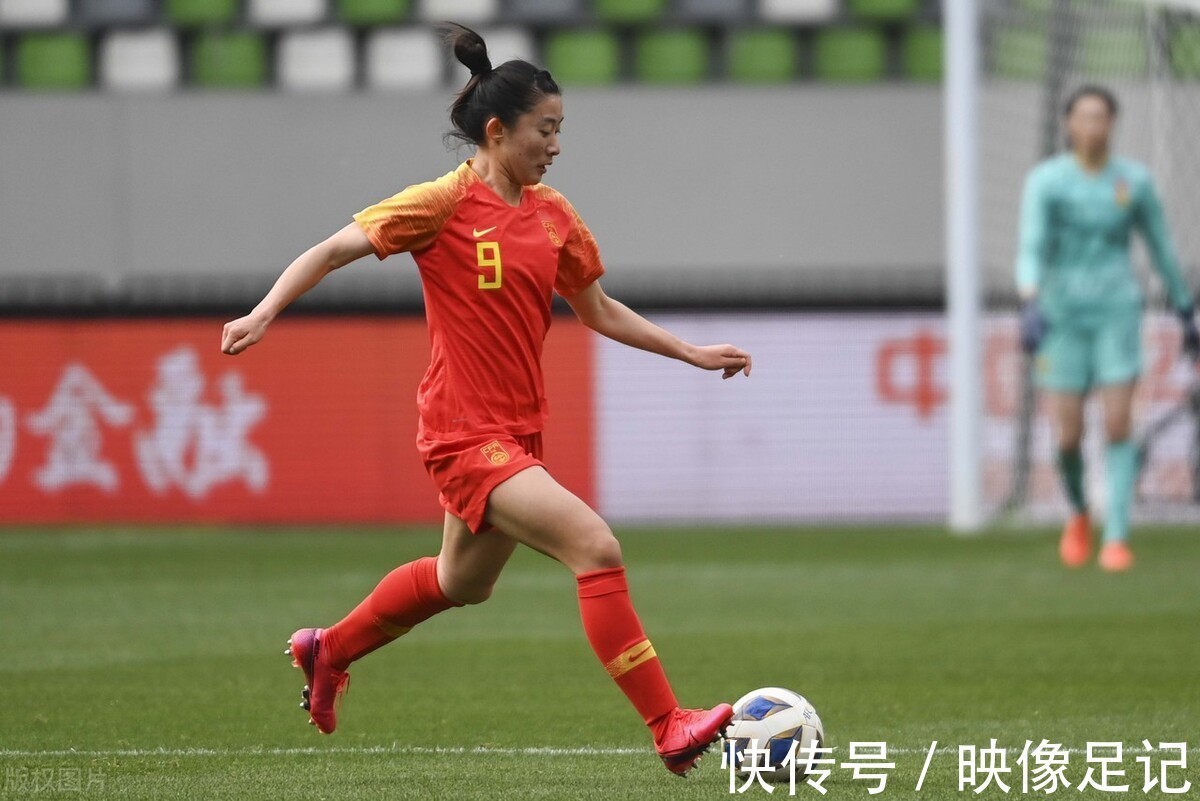 中國女足|中國女子金球獎(jiǎng)候選:女超聯(lián)賽冠亞軍主力pk女足海外留洋球員