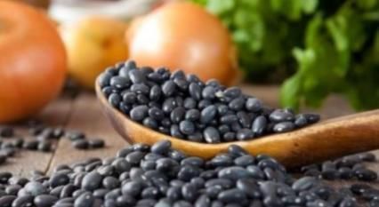 延缓衰老|女性想再年轻几年?4种食物当零食吃,胜过十瓶化妆水!