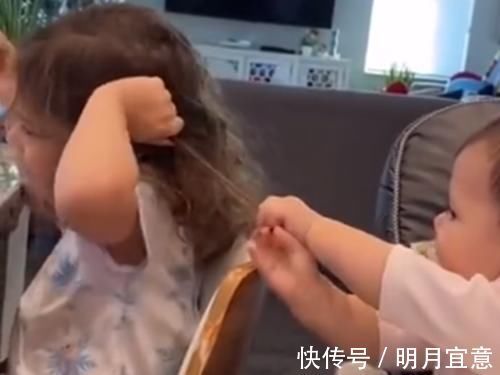 弟弟|弟弟揪姐姐头发,本以为姐姐会发脾气,没想到姐姐的做法也太暖了