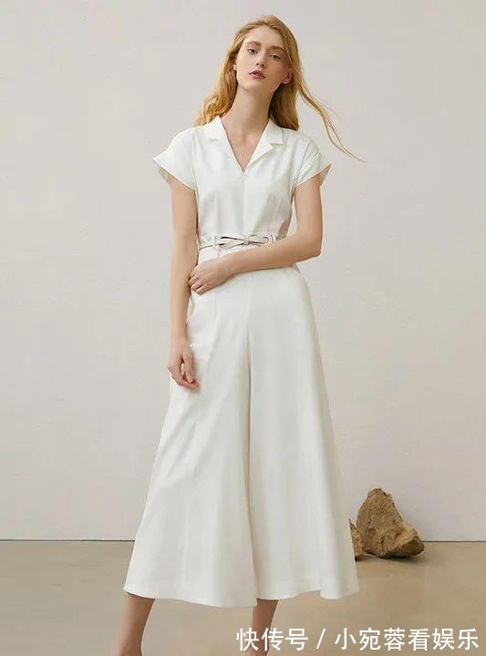 穿搭|女人穿“极简风”才是真高级,让你“看起来很贵”!