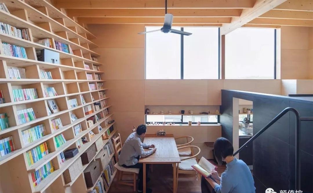 日本|日本设计师设计的房屋, 既能放置图书又能当梯子用, 还抗震