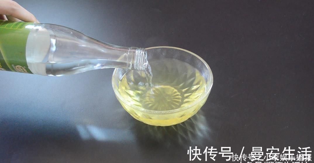 橘子皮|橘子皮加白醋太厉害了, 很多人都不知道有啥用, 看完你会感谢我的