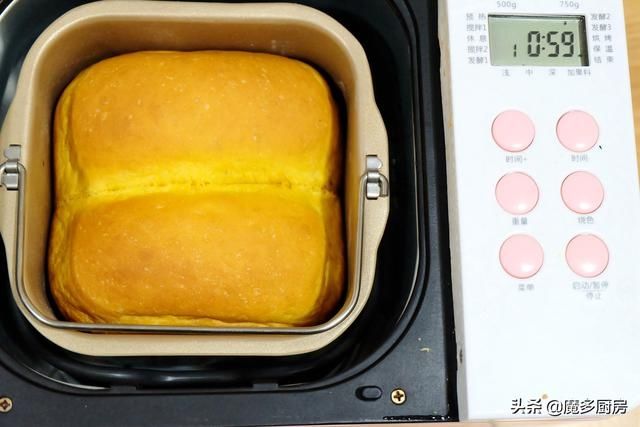 在家做面包并不难,两款健康美味吐司面包做法分享,柔软拉丝好吃