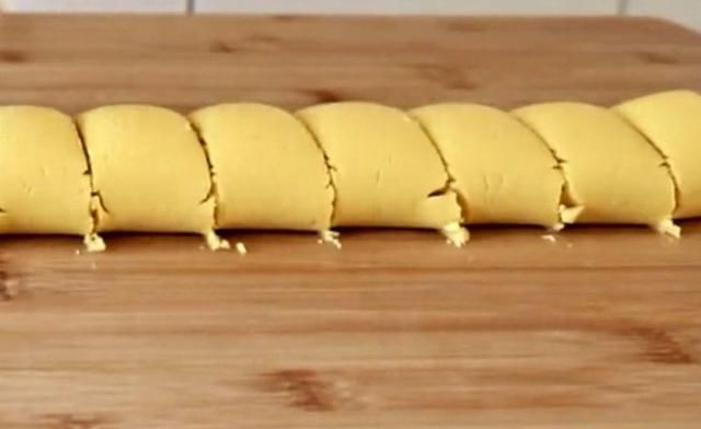  香甜|做南瓜饼时，牢记4大步骤，外酥里糯，香甜又好吃，家人的最爱