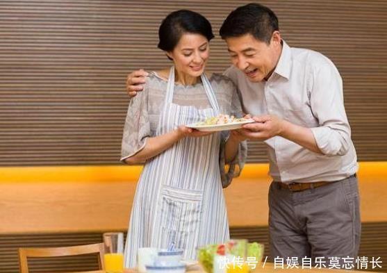 牢记|不论男女,45岁是“养命期”,牢记3个习惯,长寿更“青睐”你