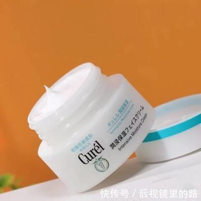 正确的护肤步骤居然可以年轻十岁！皮肤好到发光全靠她们！