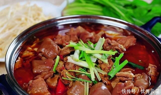 冬天|冬天要多吃羊肉,加1根萝卜做红焖羊肉,不腥不膻,好吃解馋