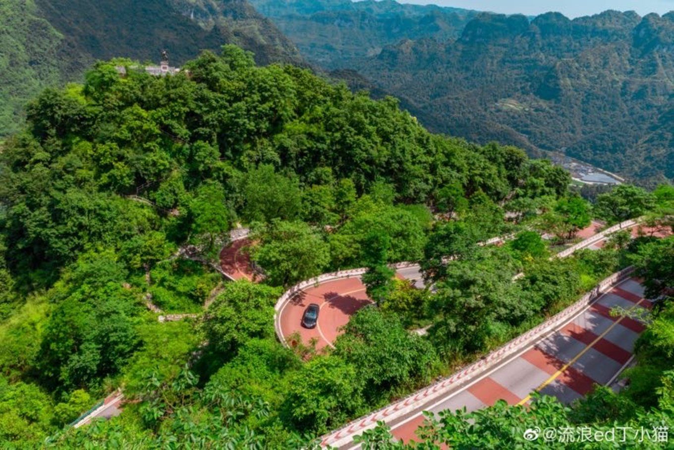 矮寨大桥|自驾《神奇女侠》取景地：矮寨奇观旅游区｜奇遇峡谷高桥、苗寨、飞瀑