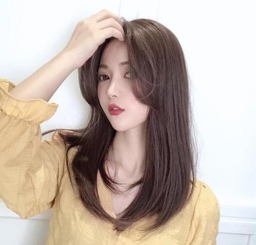 脸小留什么发型有气质？这三种发型更适合