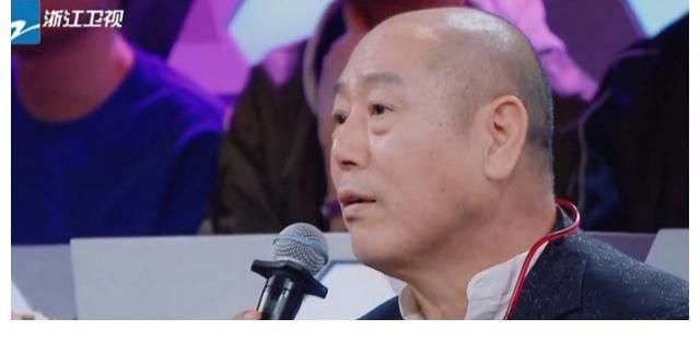 锵锵三人行|张国立直接反驳李成儒的观点，谁是对的呢？