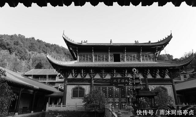 父亲王华|恶僧纵虎杀人,老虎不敢下口,铁观道人:真乃神人也