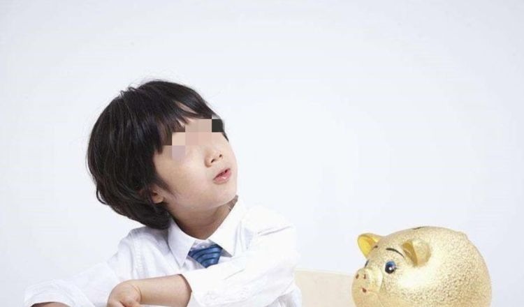 零花钱|孩子若出现这3种节俭行为,长大后可能没出息,家长要反思