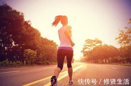 鸡蛋羹|多运动，能减小肚腩？5种食物水中加一点，让小肚腩“无处遁形”