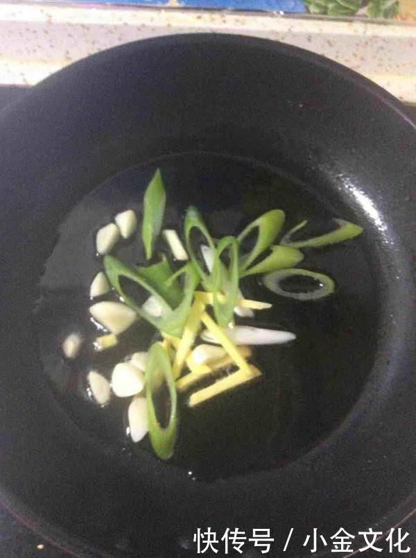 大肚腩|妈妈每周坚持吃“它”，现在50岁都没大肚腩，原来它真能刮油呀