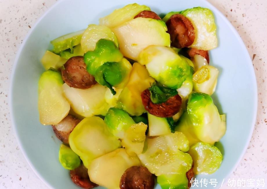 入在锅中|冬天里才有的美味,人人吃得起,我遇到必买,炒腊味吃太香了