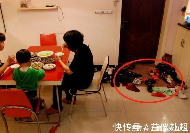 鞋子|建议大家:门口别乱扔鞋子!学聪明人这么摆,美观不占地,太牛了