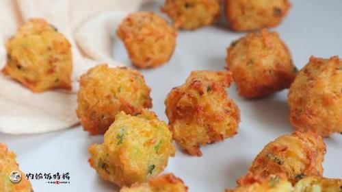 炸萝卜丸子时,多加这2样东西,丸子外酥里嫩不发硬,越嚼越香