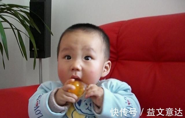 脾胃|5岁男童常年吃这些东西,光长胖不长高医生告诫继续吃要出事