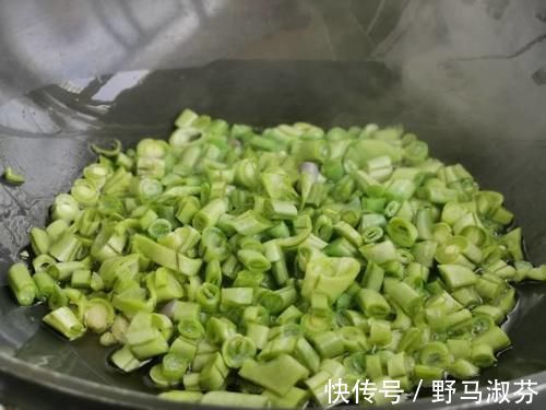 宿便|这菜是天然“祛湿高手”,常吃扫除体内宿便、湿气,小腰更瘦了