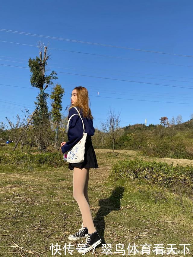 小姐姐|时尚穿搭裙装小姐姐的魅力