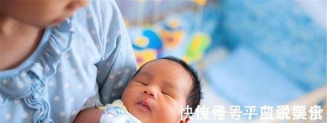 说句心里话|宝宝睡姿暗示身体状况,若是这几种睡姿,父母要注意了
