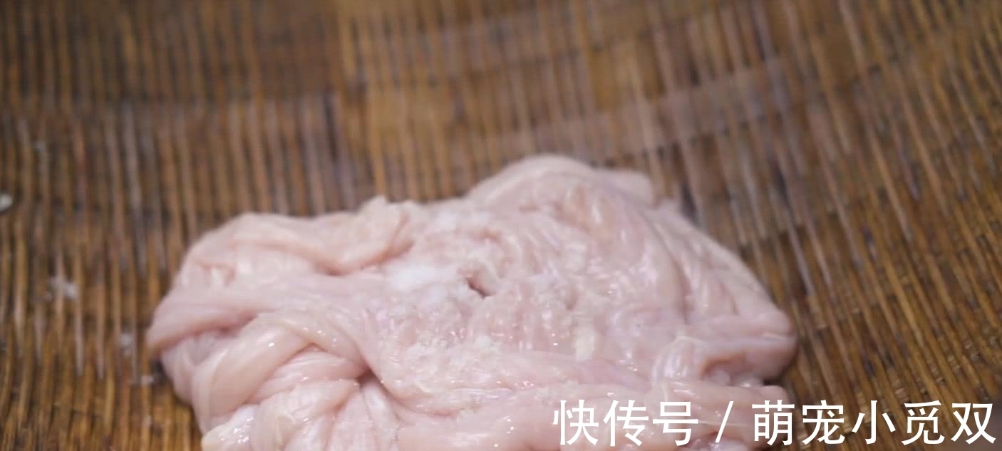 猪粉肠|牛身上不可多得的“宝贝”，肉贩子总会偷偷留下，懂行的才会吃
