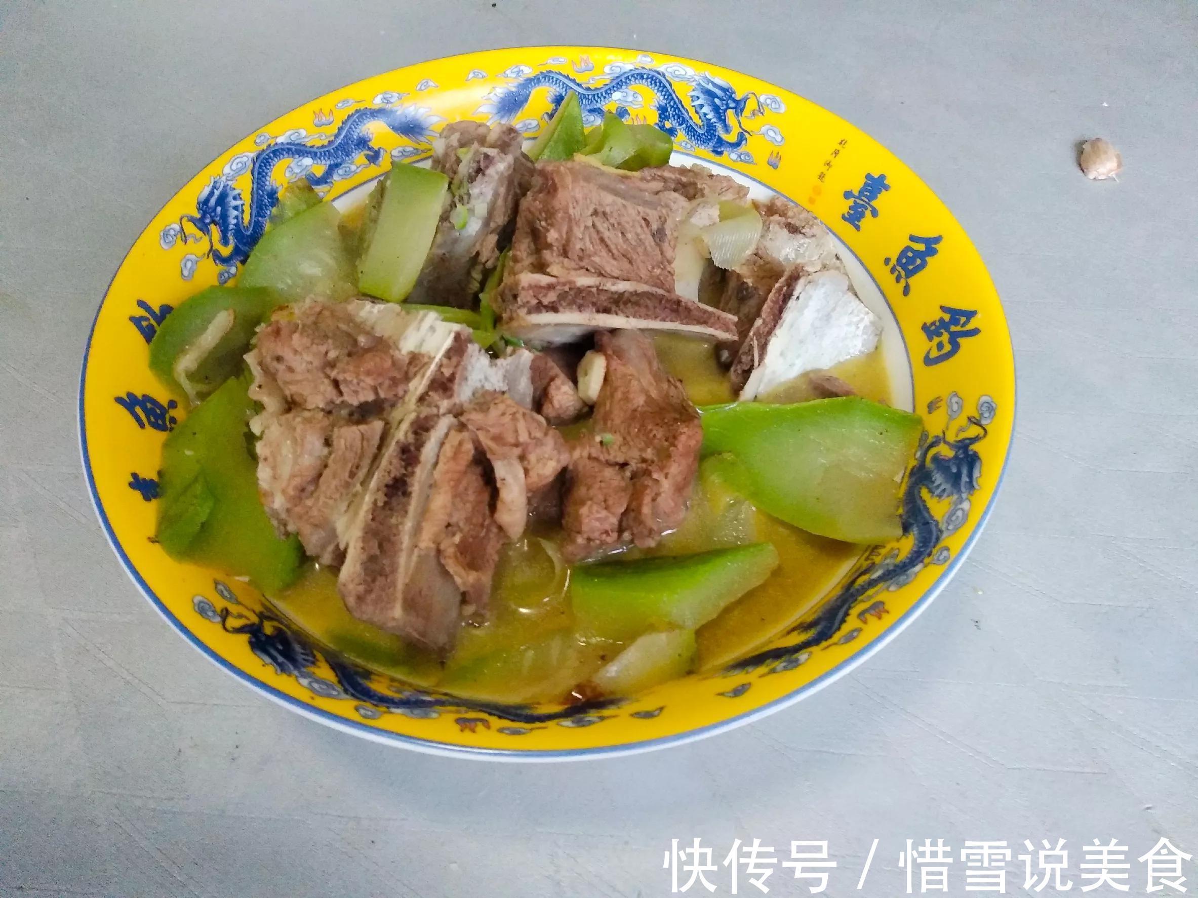 入秋后,要吃这菜得抓紧,跟骨头炖鲜嫩又营养,错过可要再等一年