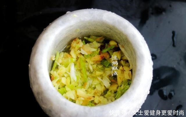 胡萝卜|胡萝卜肉包,1次发酵简单轻松,有空多给孩子做,清热明目
