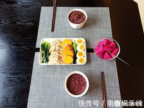 朋友圈|早餐全家只吃一盘菜，却在朋友圈走红，网友：生活高级，有品位