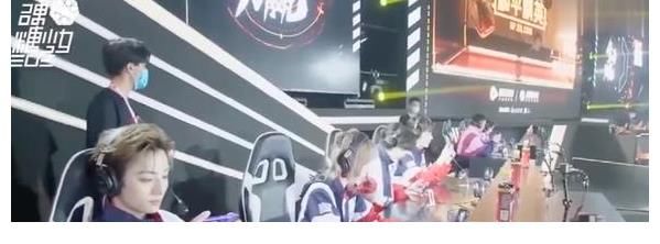 《超新星》变相亲大会?有人现场拥吻,有人被锤出轨