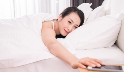 老年|失眠了就要吃药?聊一聊防治老年睡眠障碍的非药物疗法