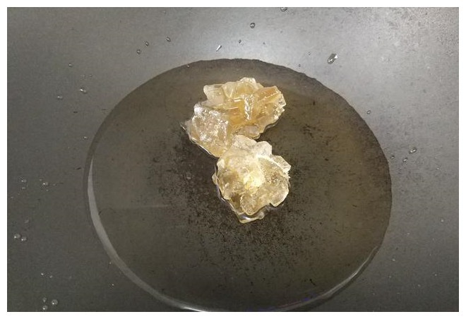 入秋吃萝卜,白萝卜这样做,不炒不炖,酸辣脆甜,开胃又解馋