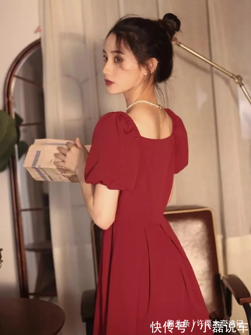 颜色|最近火了一种颜色，叫“荔枝红”，气质显白又衬肤，太适合黄皮了