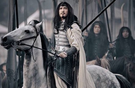 超级|被演义忽视的超级猛将，受曹操器重，差点杀死马超，最终结局成谜