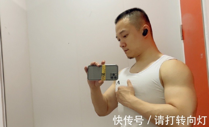 身材|江映蓉新歌编舞老师,健身练就一身肉壮,身材柔软到能劈叉!