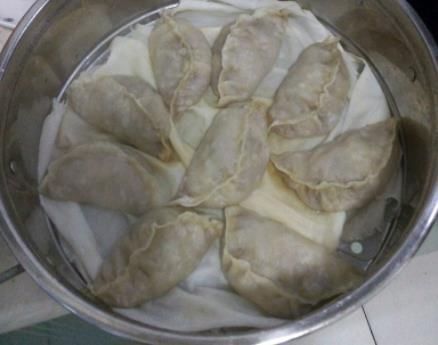 天热包子就得这做法，不发酵不饧面，皮薄馅香，咬一口满嘴流汁