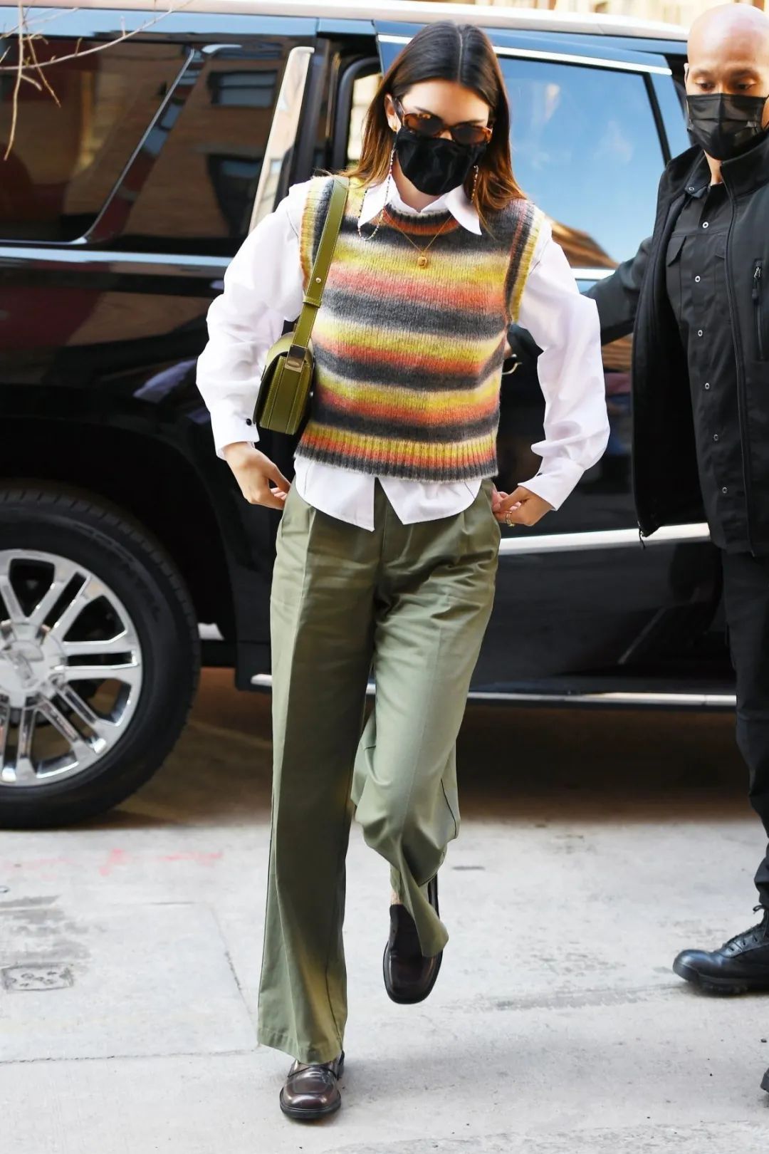 tone|如何实现一衣多穿？你只需要件衬衫