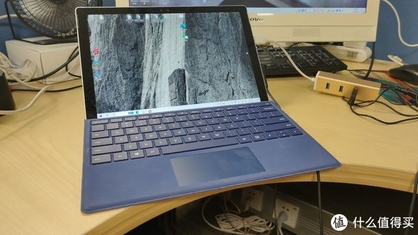 yott看看从Surface Pro 4上拆机的三星PM951 SSD搭配尤大师雷电3硬盘盒速度怎么样？