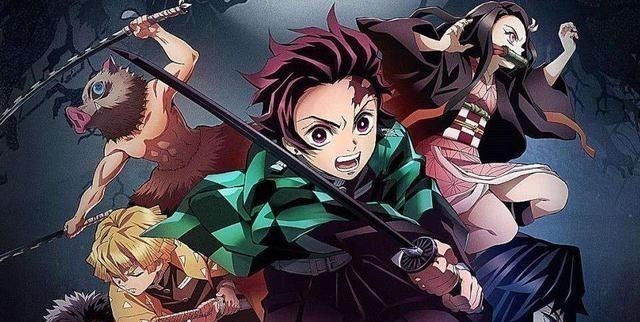 我妻善逸|美术老师用落叶“画”出《鬼灭》,黑板画堪称一绝,这都可以?