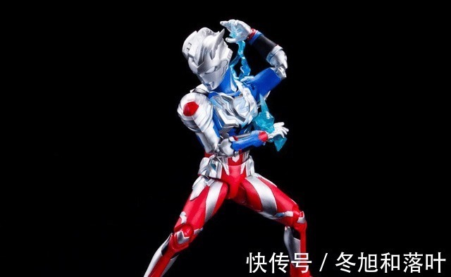 泽塔|泽塔奥特曼阿尔法形态手办实物 光之国新的刮痧师傅欧斯超人